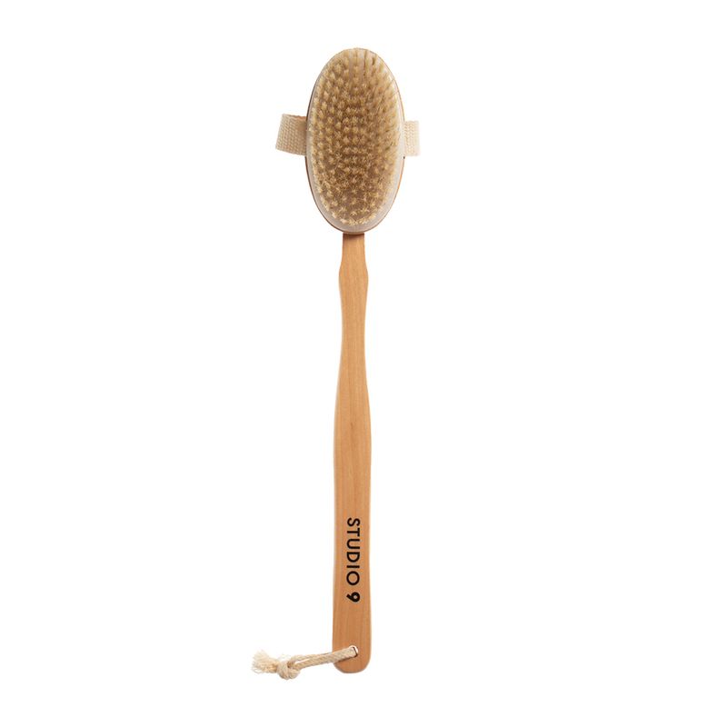 238096_cepillo-de-ducha-studio-9-madera-2-en-1_Imagen-1.jpg